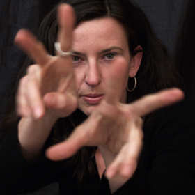 Katja Lenz, beschw&ouml;rend