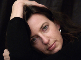 Katja Lenz, nachdenklich