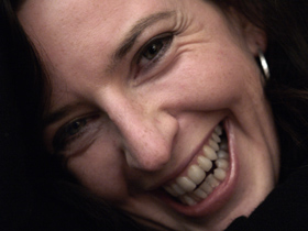 Katja Lenz, lachend, close-up
