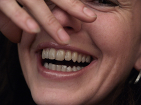 Katja Lenz, lachend, close-up